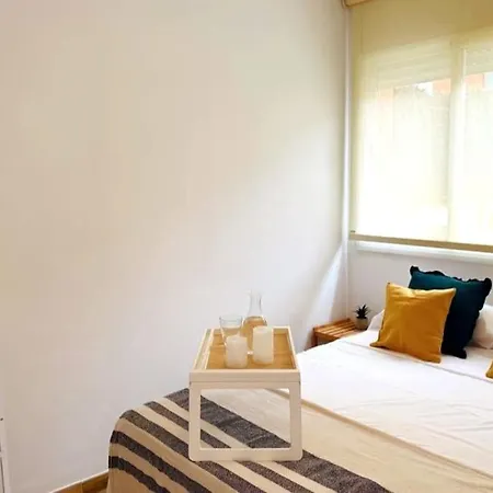 Seahomes Vacations - Fenals Boutique Apt. Apartmán *