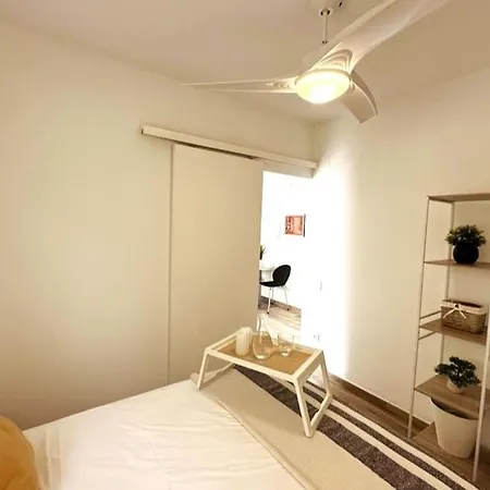 Seahomes Vacations - Fenals Boutique Apt. Lloret de Mar